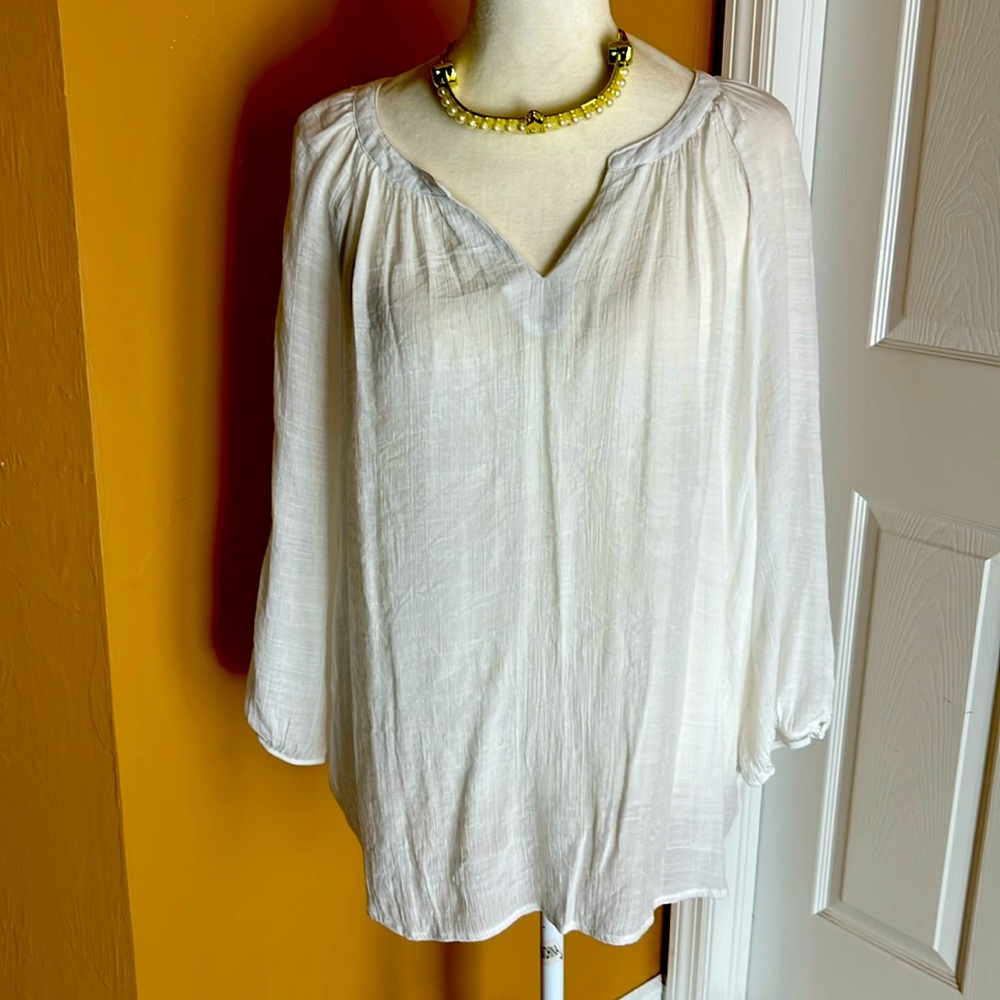 Fred David 1 X white tunic.